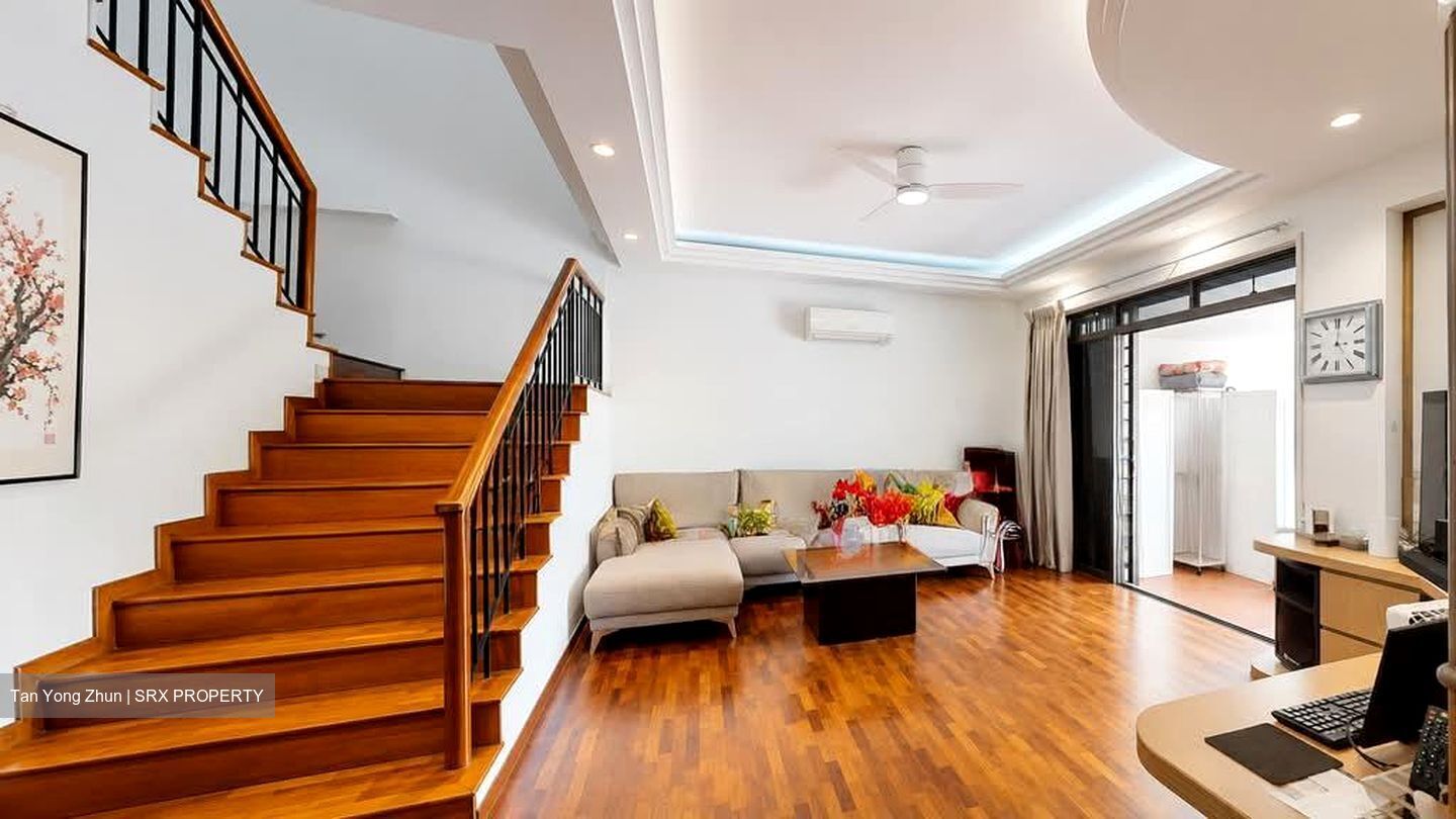 Hillcrest Park (D11), Terrace #589263891